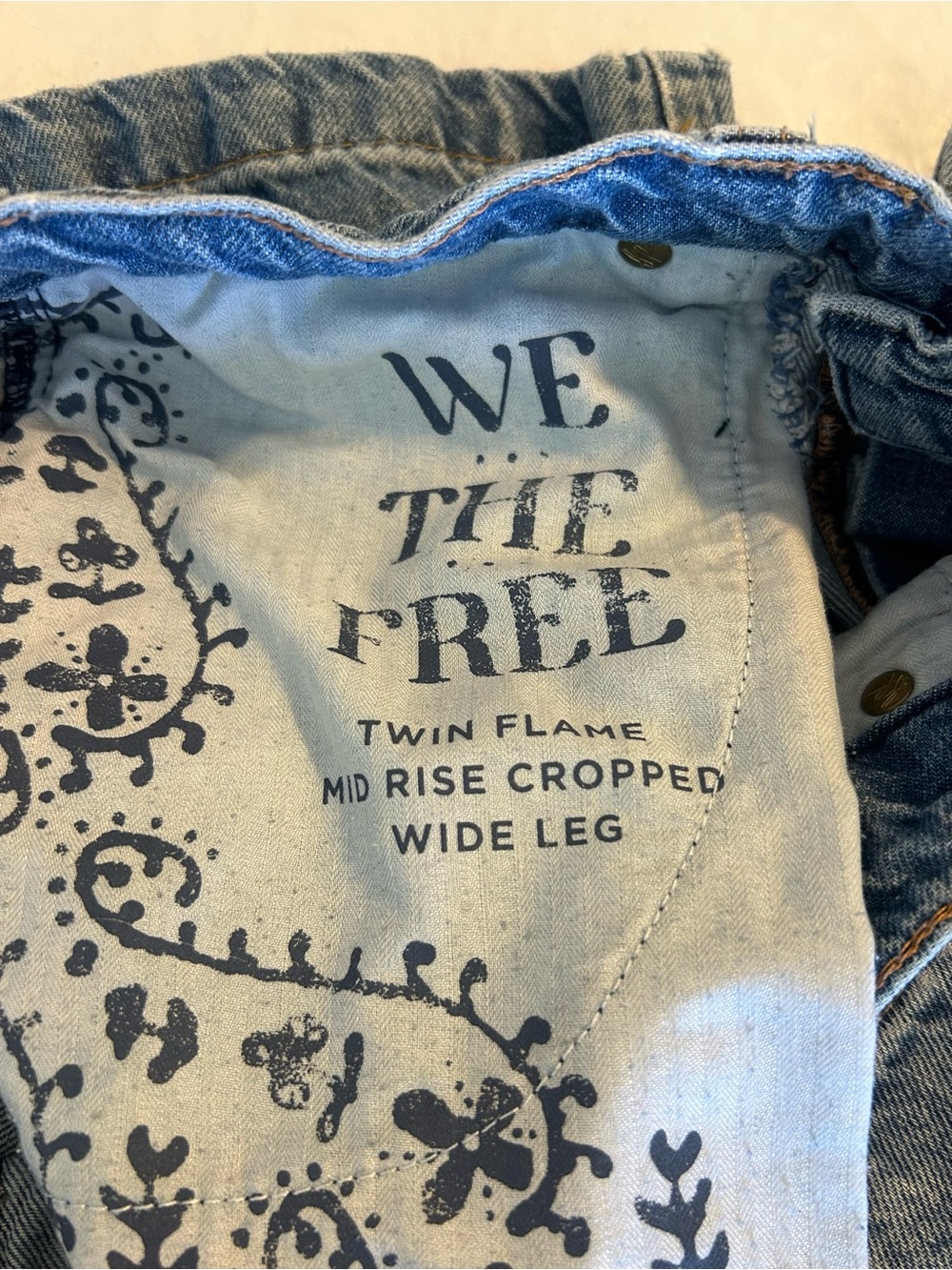 Free People We The Free Twin Flame Cropped Wide-Leg Barrel Jeans Size 25 - Picture 10 of 15